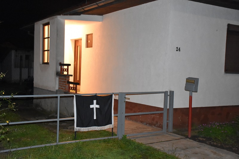 НЕЗАПАМЋЕНА ТРАГЕДИЈА У АПАТИНУ: Убио бившу супругу, па себи одузео живот 